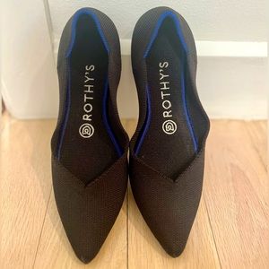 Rothy’s The Point. Black flats. Women’s size 7